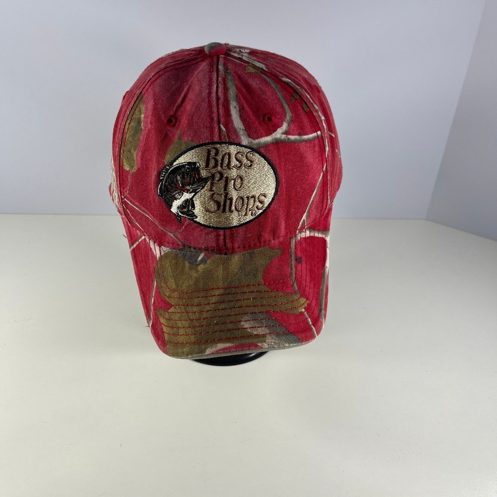 Bass Pro Shops Hat Mens OS Red Camouflage Hunting Outdoors Fishing Logo Patch